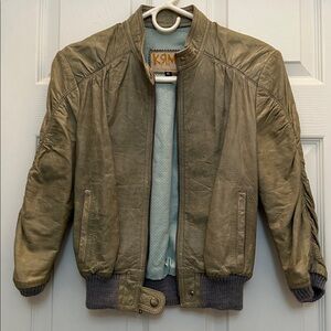 KRMA leather Jacket in olive